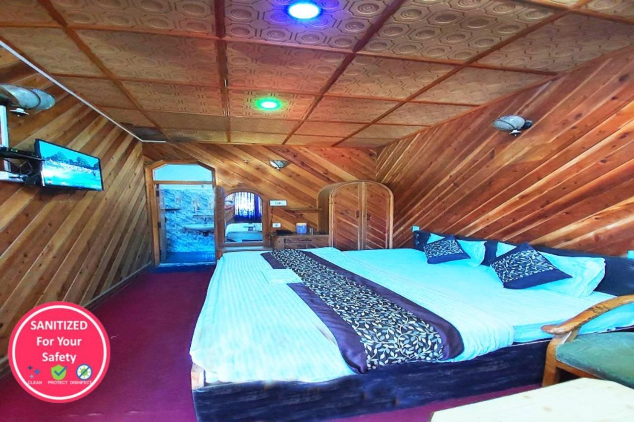 Goroomgo Luxury Stay Mall Road Nainital Exterior photo